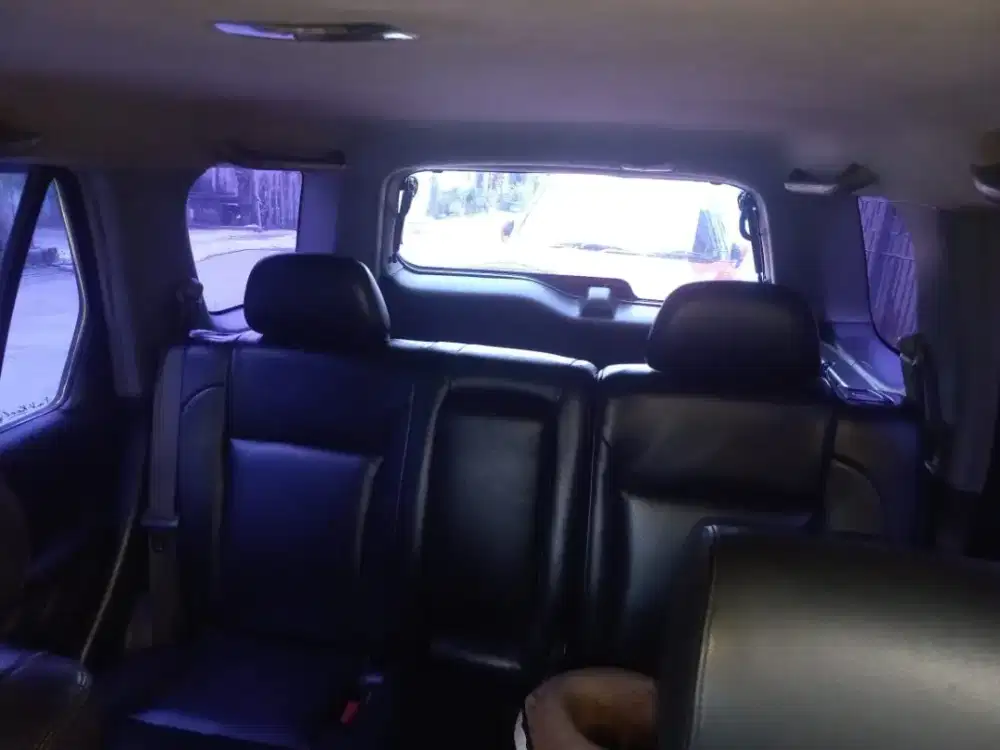 Mobil bekas crv jeep