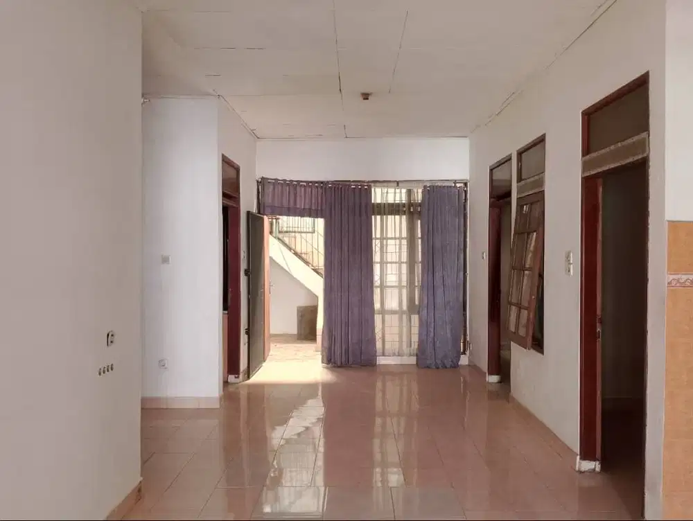 Rumah Minimalis dekat patung kuda taman Kopo Indah 2 Bandung