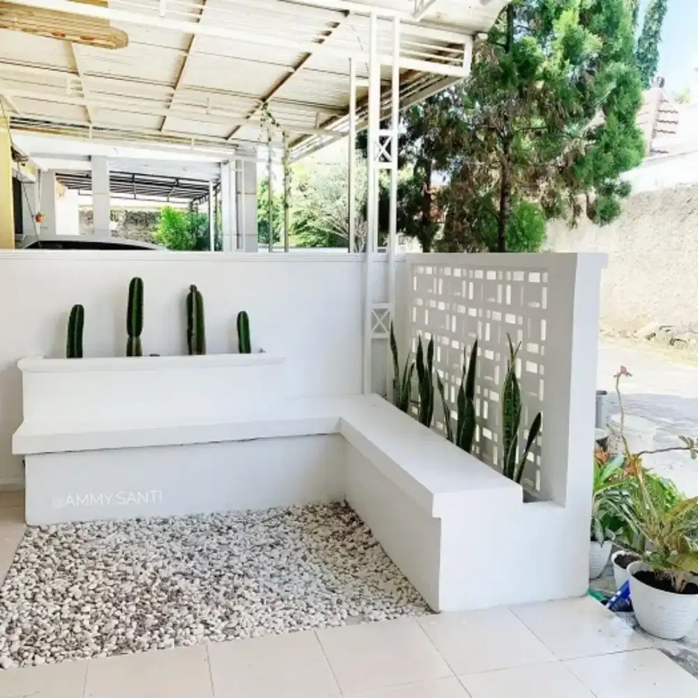 Pembuatan taman teras bangku minimalis