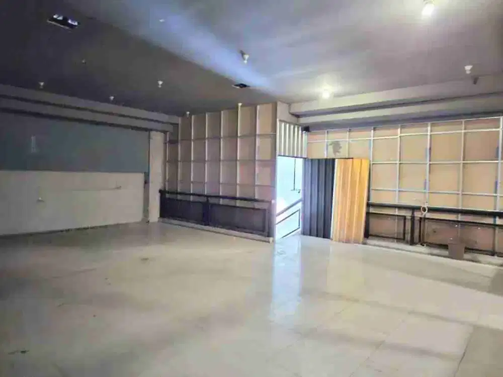 Disewakan Rumah Usaha Nol Jalan Musi