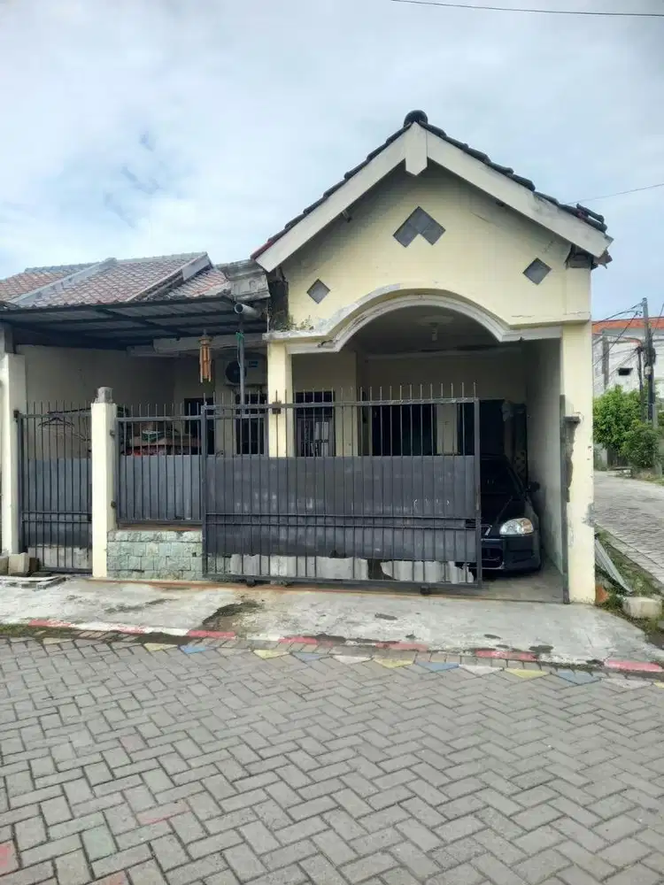 Dijual Rumah Siap Huni Cocok Untuk Keluarga Besar