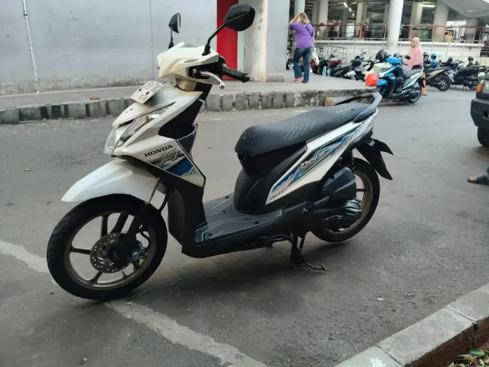 Honda Beat 110 PGM-FI Tahun 2013