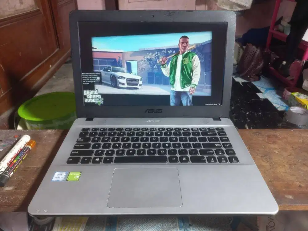 ASUS X441U INTEL i3 NVIDIA RAM 8 GB SSD+HDD FULLGAMING