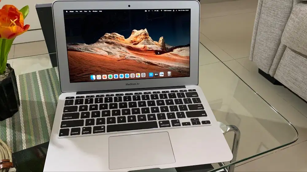 Jual Macbook Air 11 Inch IBOX Original