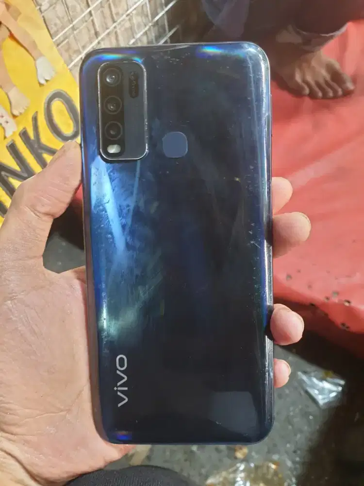 Vivo y50 8/128 hp only minus sidik jari off selebihnya aman 1000 nego