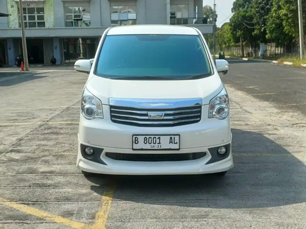 TOYOTA NAV 1 V LIMITED KM LOW 60 RB ISTIMEWA