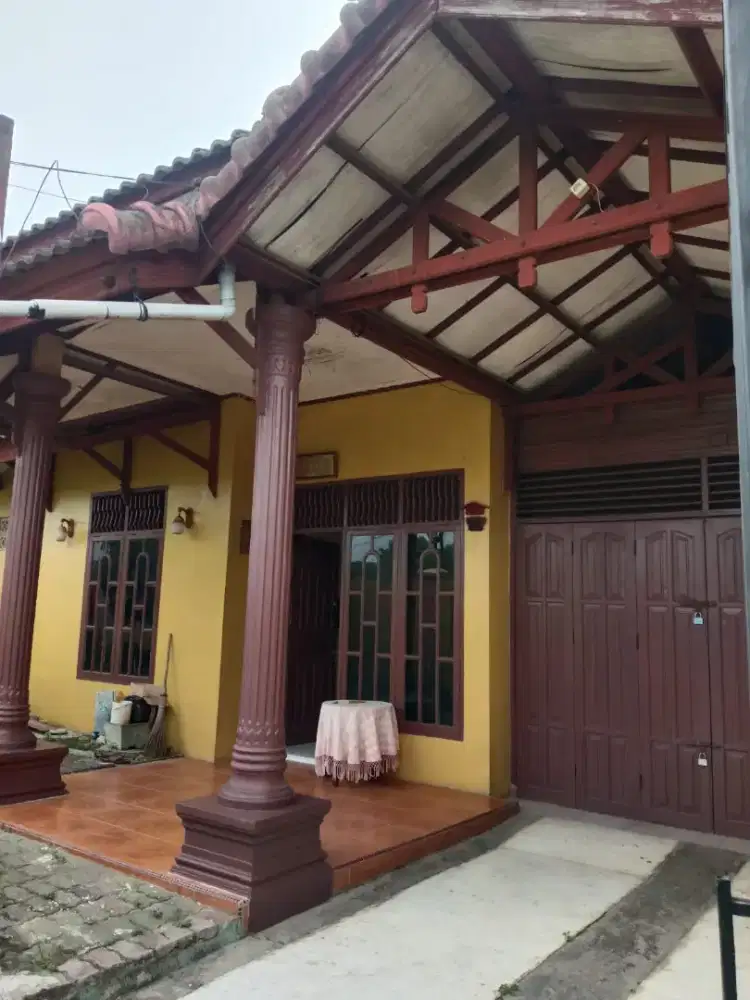 Rumah Disewakan Pertahun