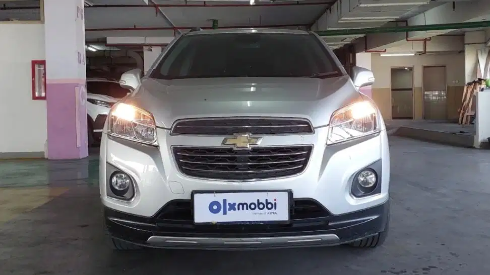 TDP 7, JT Chevrolet Trax 1.4 Turbo LTZ Bensin-AT Silver 2017