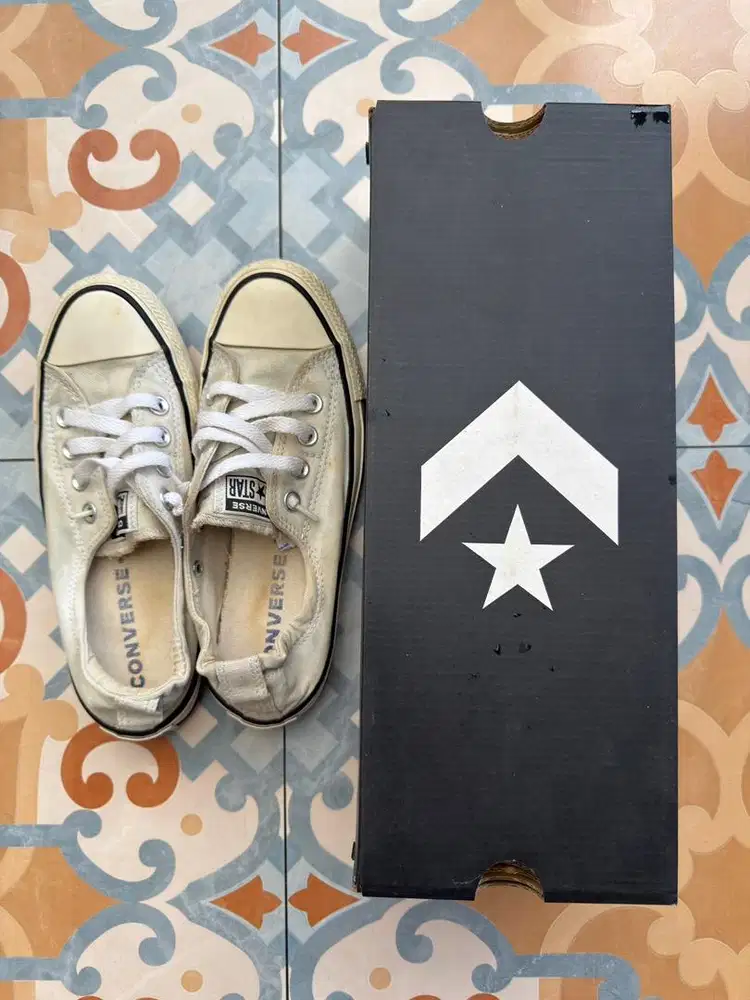 Sepatu converse wanita original