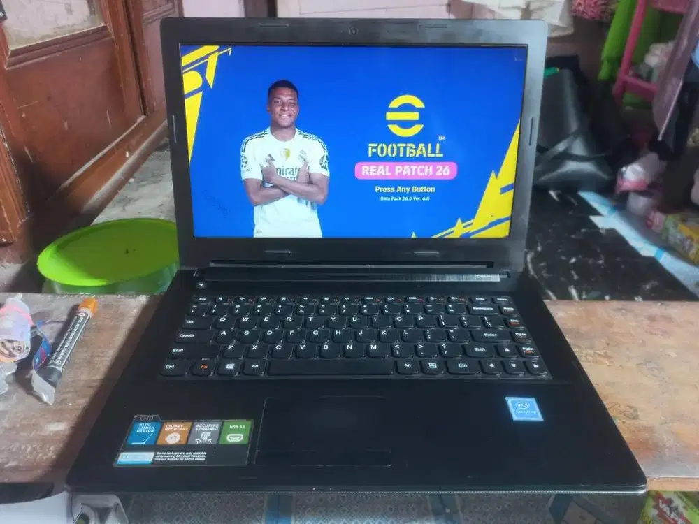 LENOVO G40 intel RAM 8 GB SSD+HDD FULLGAMES