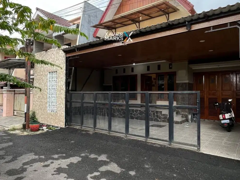 Dijual Rumah Estetik Mewah Nyaman di Buah Buahan Klojen Malang