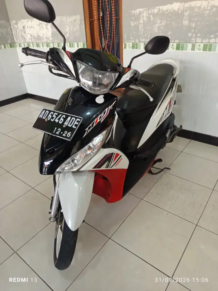 Yamana Mio J 2012
