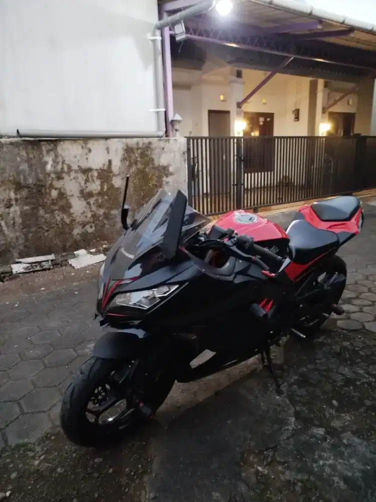 Kawasaki Ninja 250 FI CBS