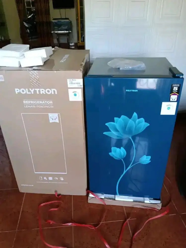 Kulkas Polytron