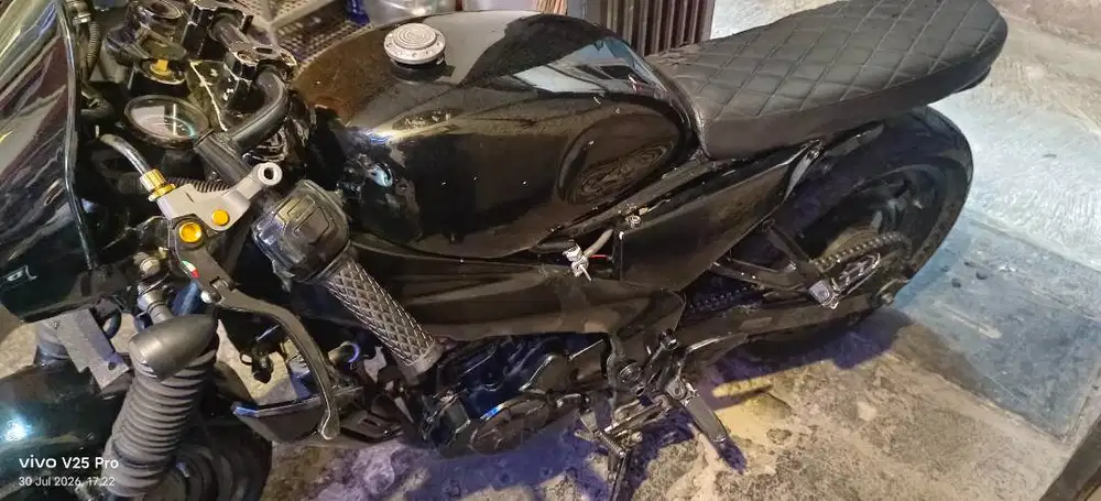 motor custom caferacer/bratcafe