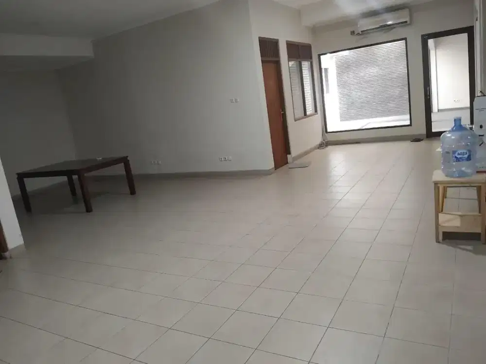 Dijual Rumah Usaha Di Setiabudi Jakarta Selatan