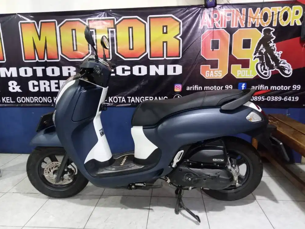 HONDA SCOOPY CBS ISS 2025 KM3RB LIKE NEW