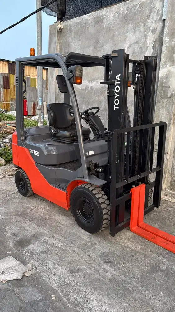 TOYOTA 1,5 TON MAST 3 METER READY UNIT NORMAL