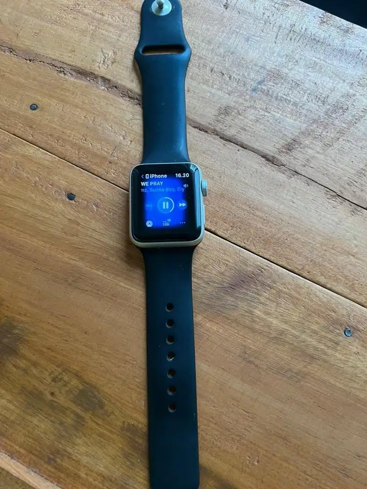 Apple iwatch series 3 38MM silver