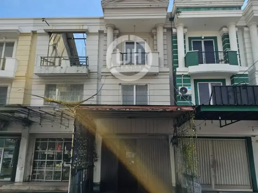 Ruko Disewakan di Boulevard Hijau Bekasi Jawa Barat Semi Furnished