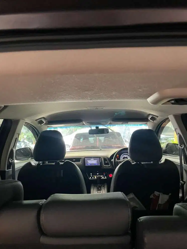 Honda HR-V TYPE SE 2019 Bensin 64-Km,,Abu Metalik