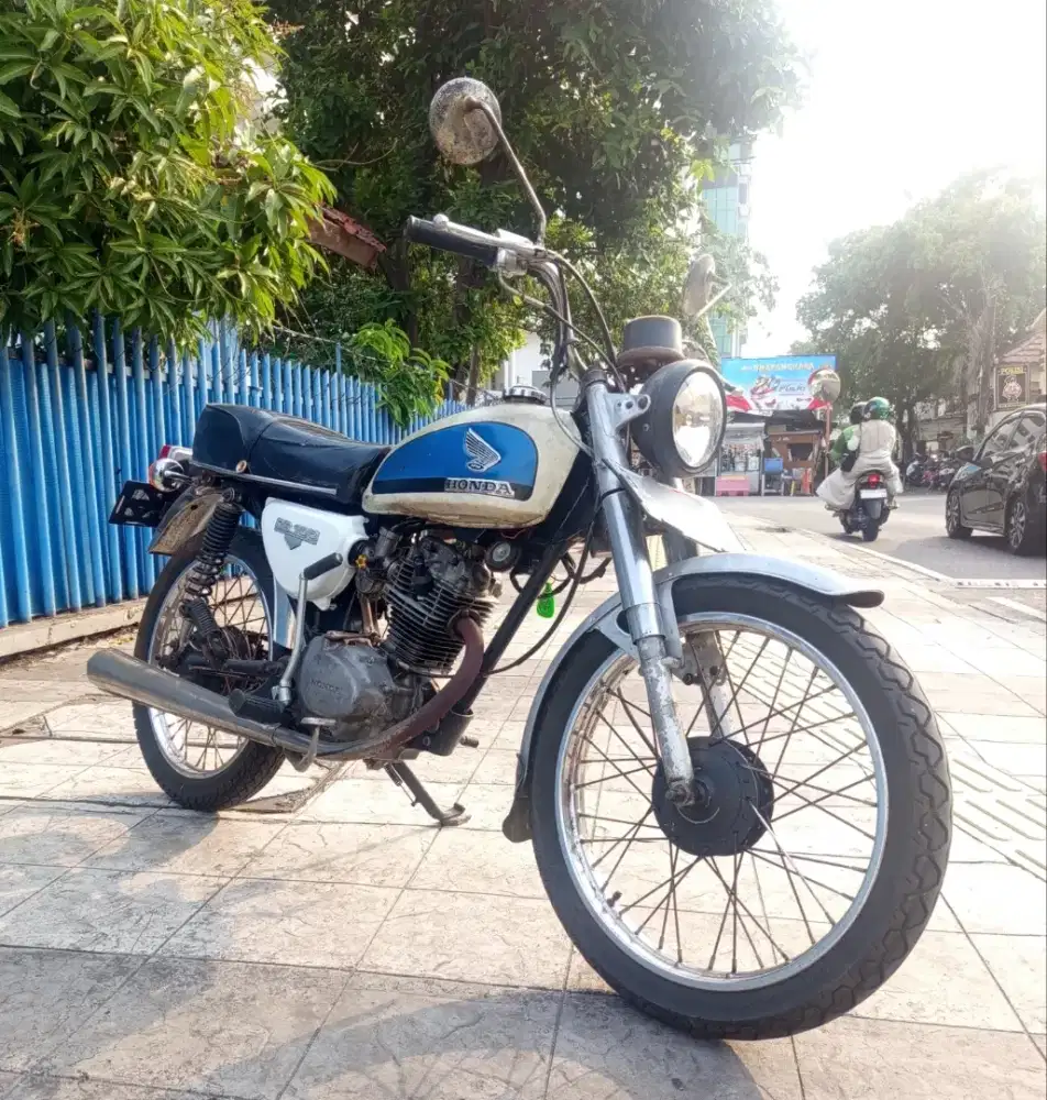 HINDA CB100 1981