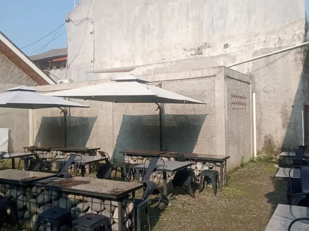 DIJUAL BANGUNAN KOMERSIAL / CAFE – JATIWARINGIN, BEKASI