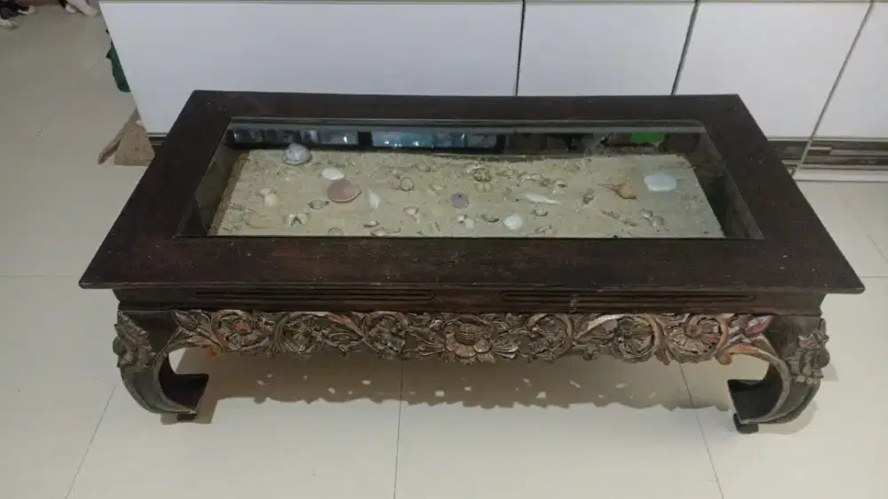 Meja Ruang Tamu Kayu Jati Ukiran Klasik