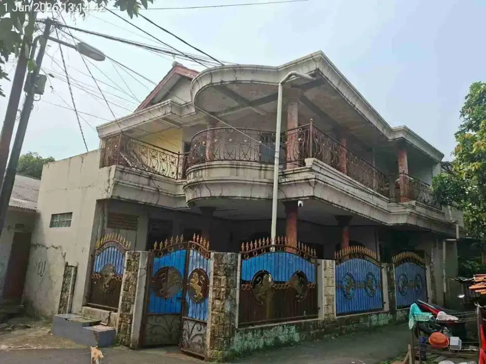 Harus segera terjuaal Rumah di Ciracas Jakarta Timur