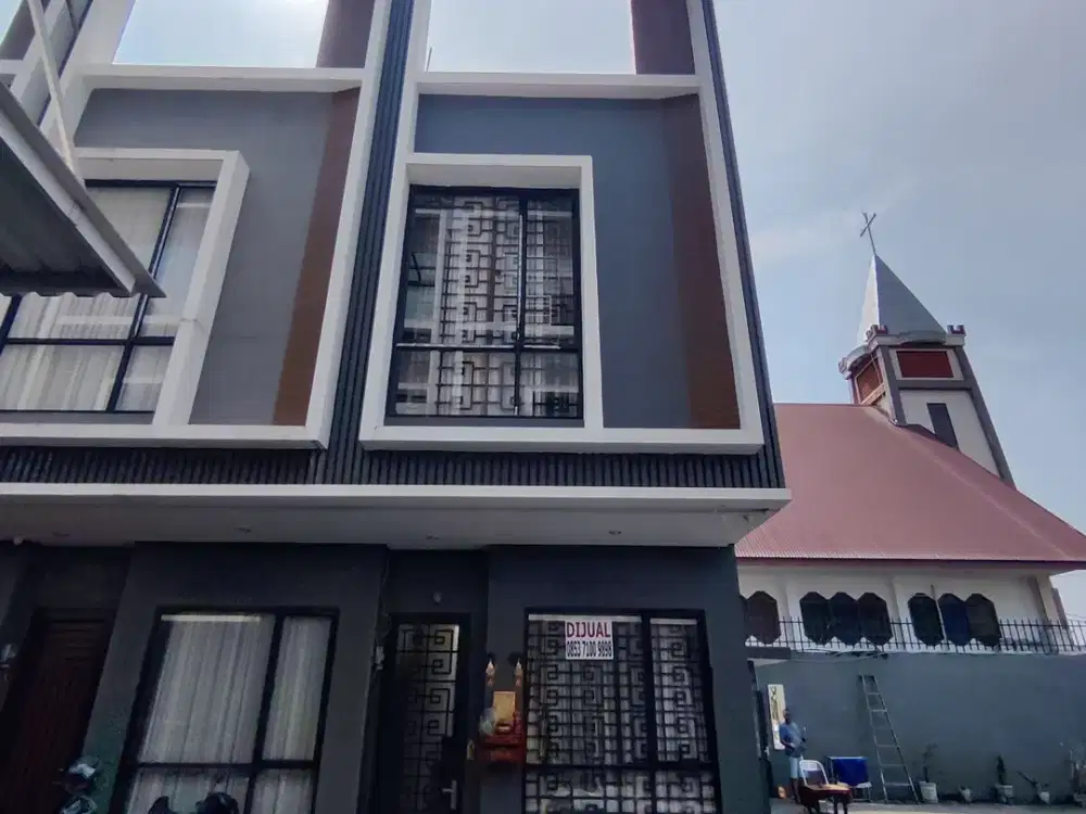 Dijual Rumah Siap Huni Komplek The Penthouse