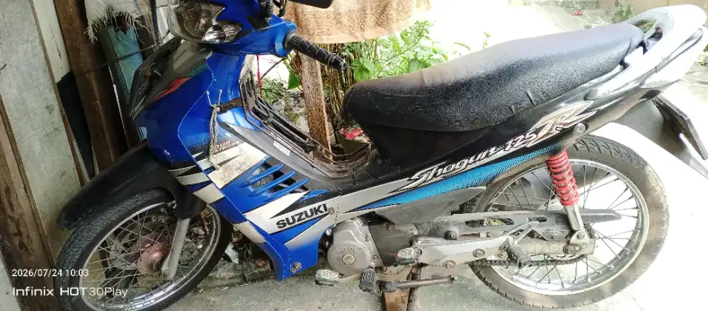 Jual aja motor Suzuki Shogun R tahun 2005 masih orisinil pake aja kok