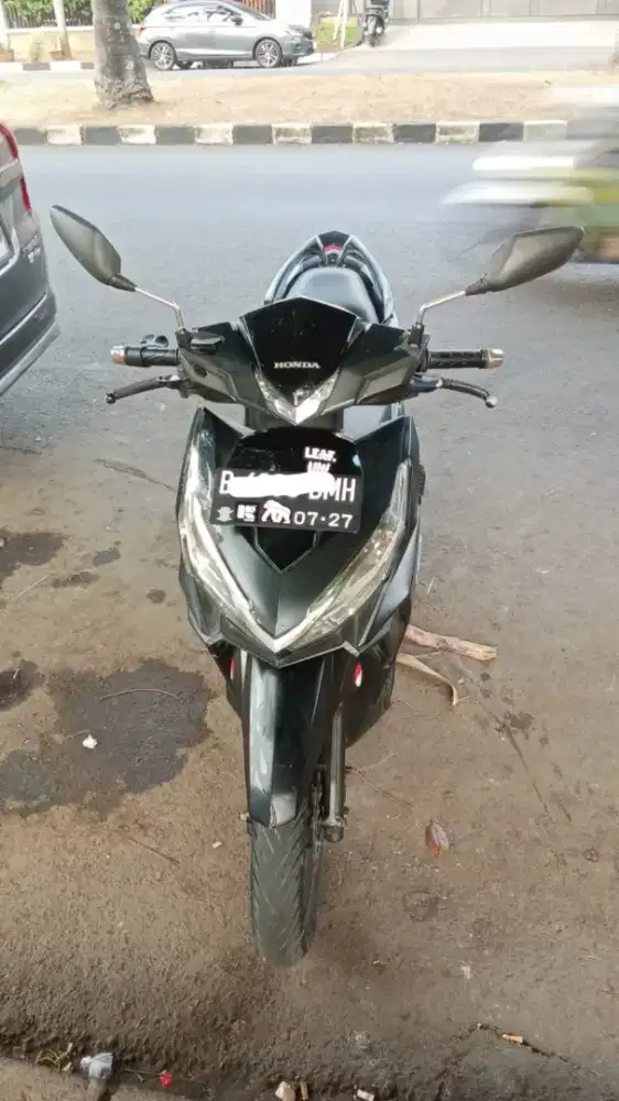 VARIO 150 LED TAHUN 2017 MULUSS CAKEP MESIN AMAN ALUS