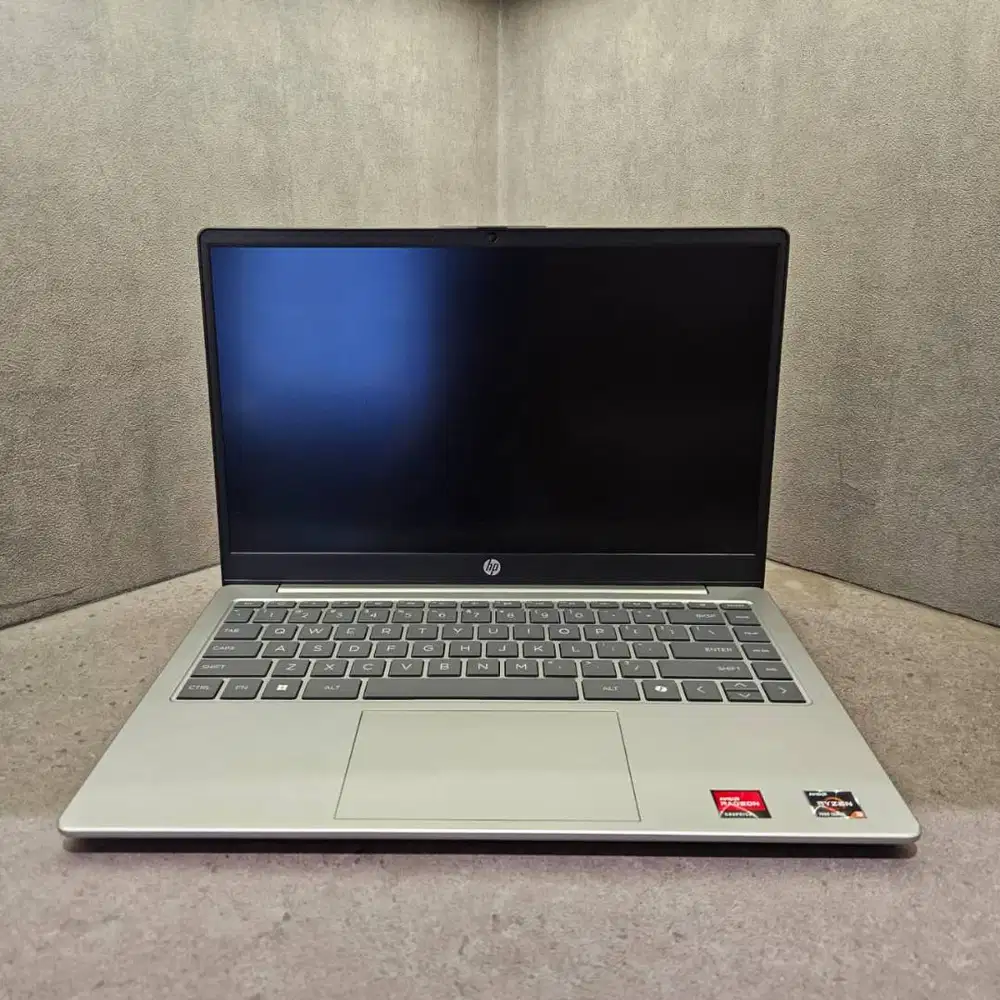 Laptop HP 14 EM0320AU EM0321AU AMD Ryzen 3 7320U 8GB SSD 512GB