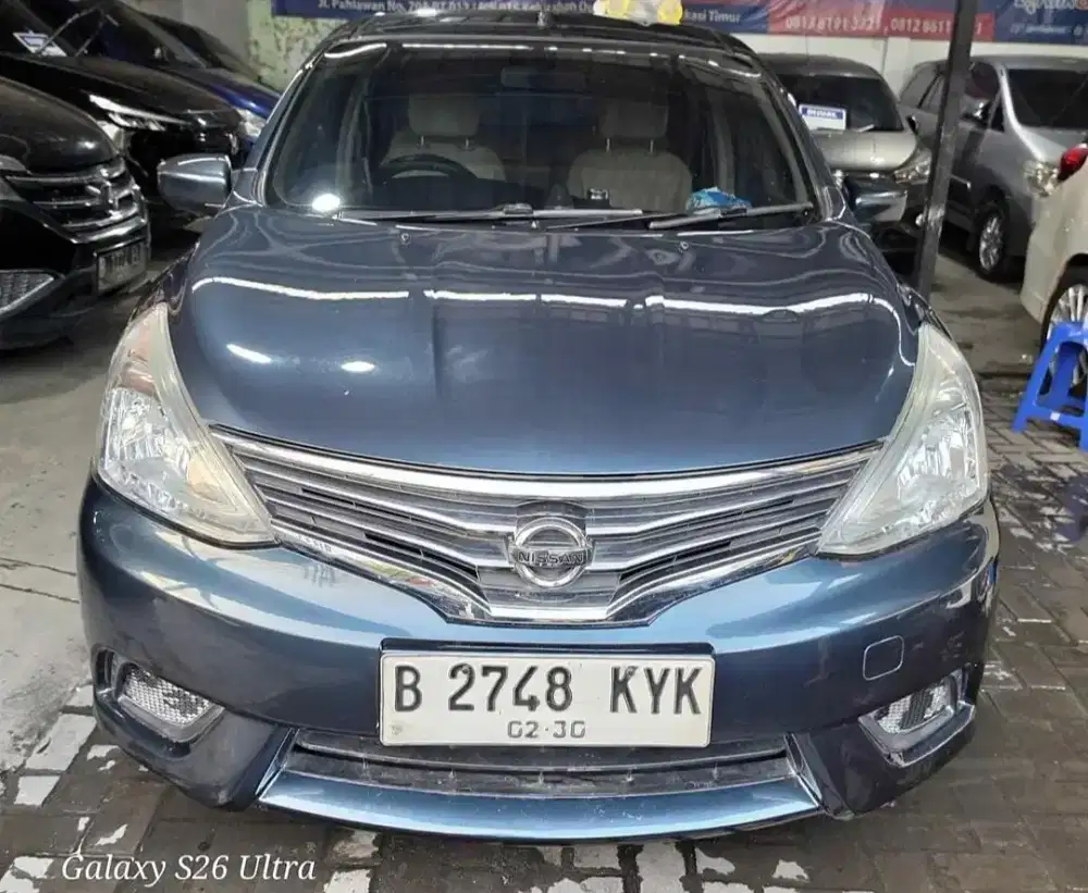 GRAND LIVINA 1.5 SV AT 2013