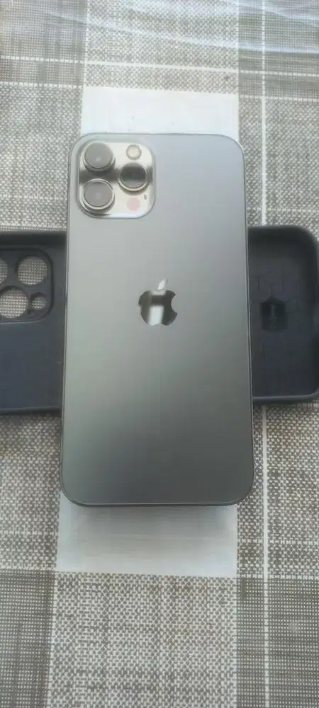 iphone 12 Pro Max warna Graphite 256GB inter