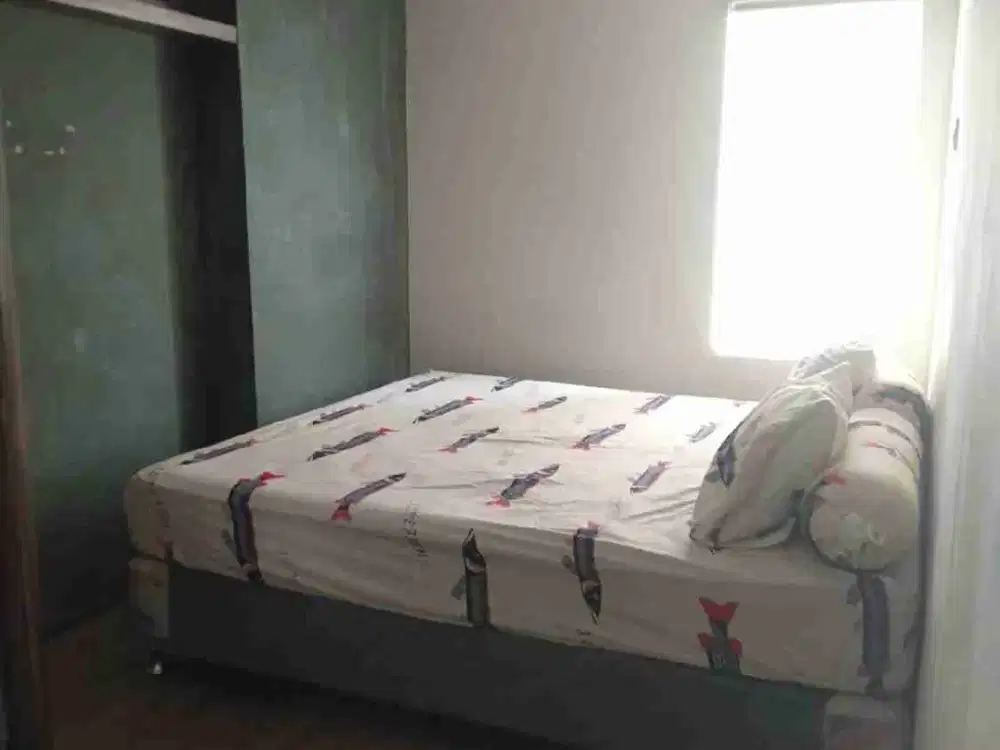 Puncak CBD wiyung furnish 2 BR jadi 1 dkt pakuwon anderson
