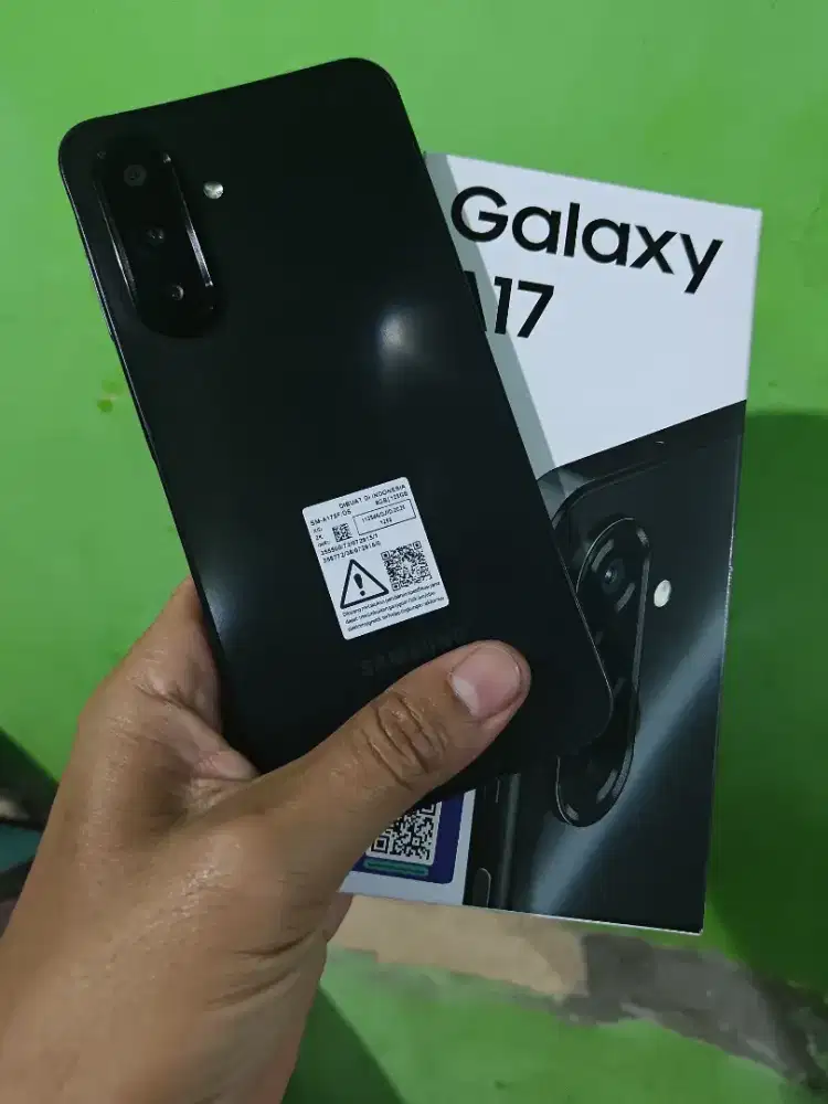 Samsung a17 4G 8/128 resmi Indonesia garansi panjang