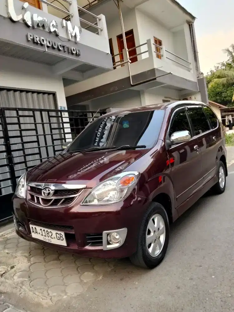 TOYOTA AVANZA 1.3 G M.T VVTI 2010  (XENIA)
