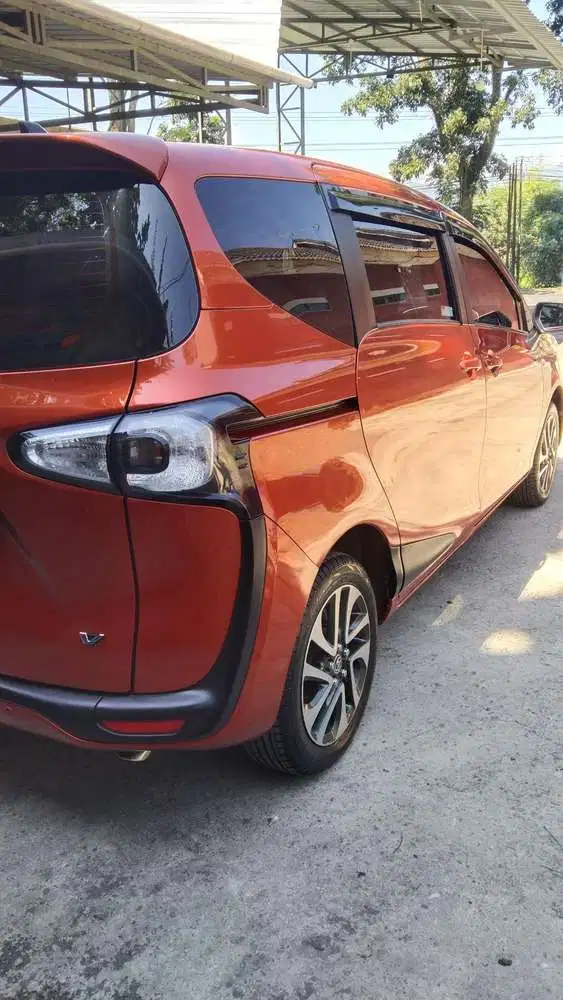 Toyota Sienta 2017 Bensin