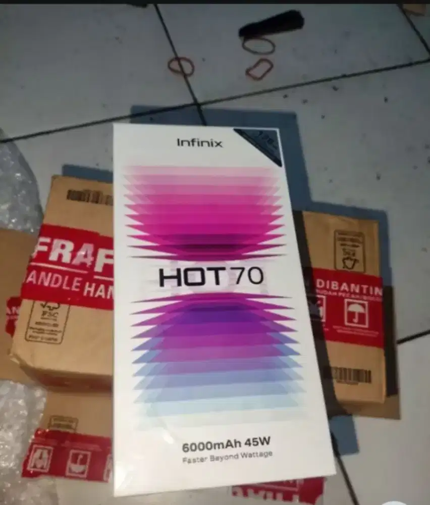 Infinix hot 70 8/128 GB silver