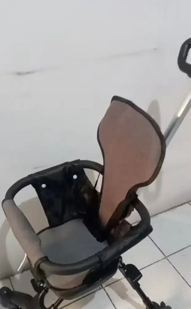Stroller bayi lipat