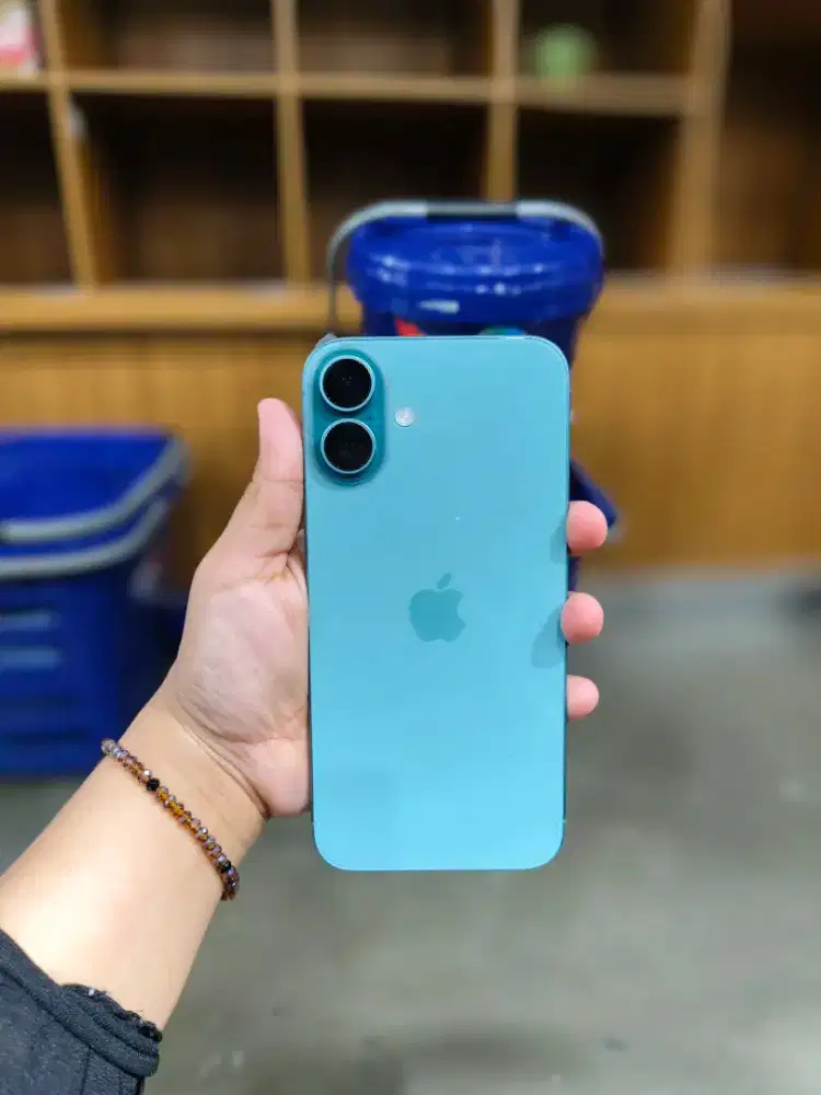 Iphone 16 plus 127gb