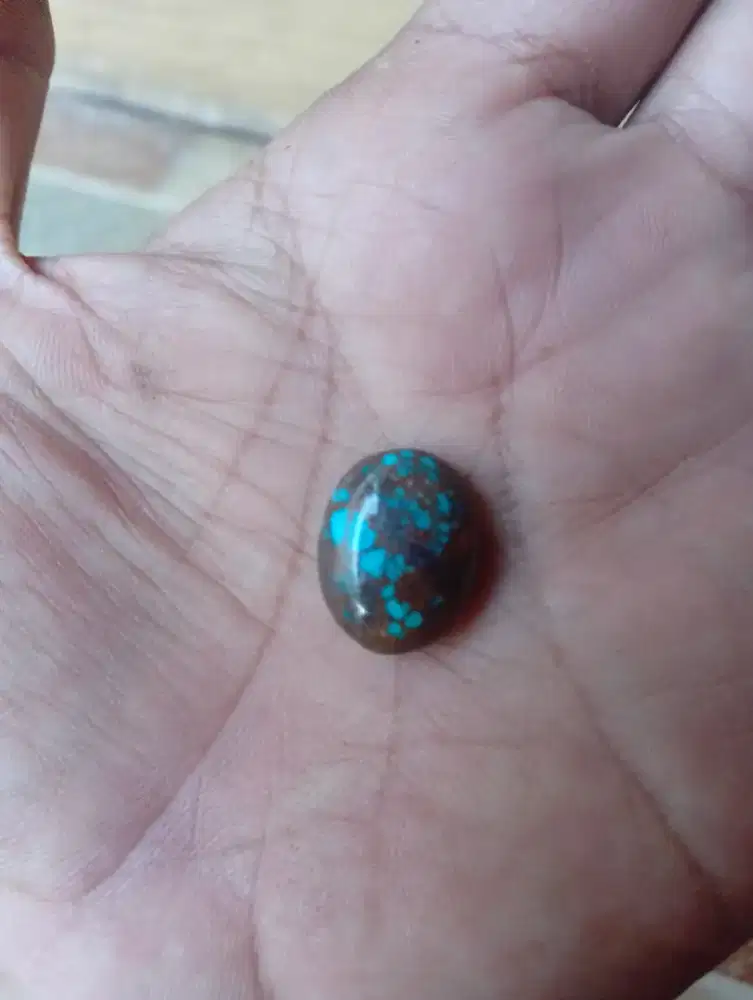 Batu pirus lostune