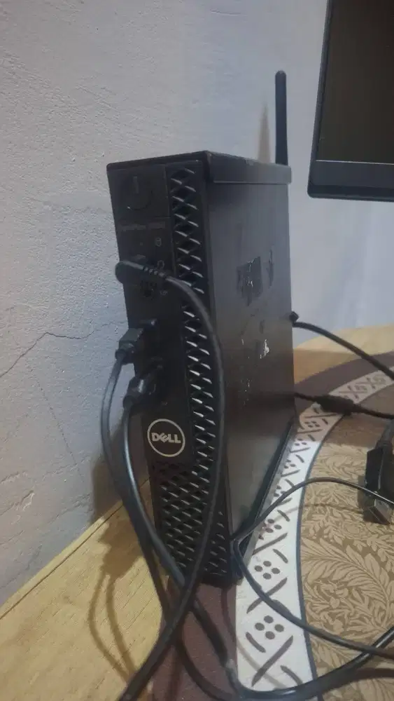CPU DELL 3050 RAM 8 GB DAN SSD 512