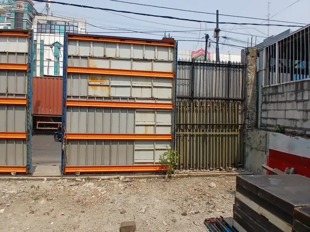Disewakan Lahan Letak Strategis Hadap Jalan Luas 317M2, Best Deal