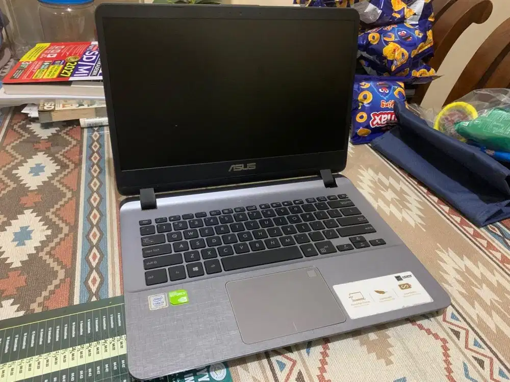 Laptop ASUS VivoBook 14 X407UF