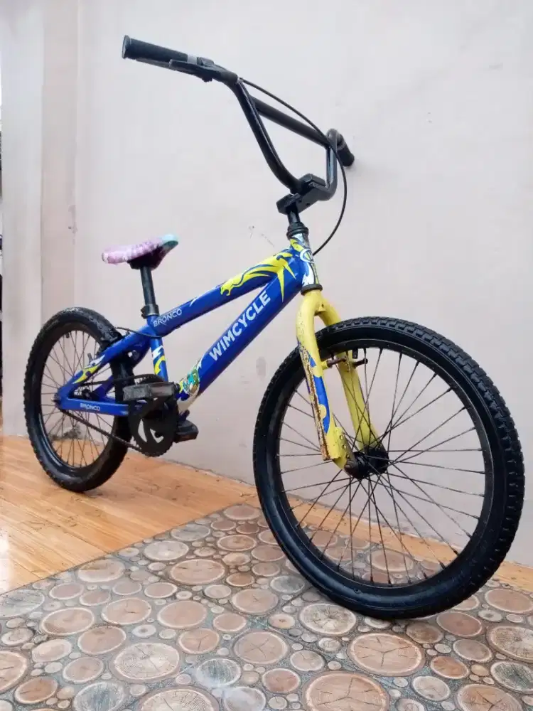 Sepeda Bmx 20 WIMCYCLE BRONCO.