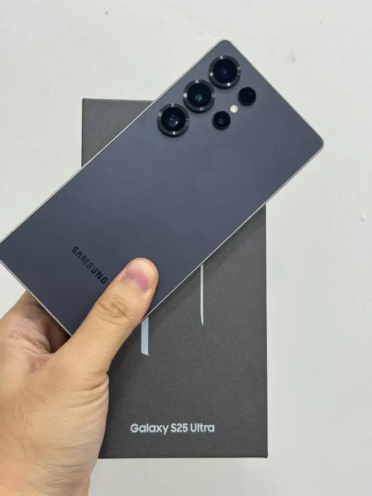 Samsung S25 Ultra 5G Black 12/256Gb (Baru 2 Minggu)