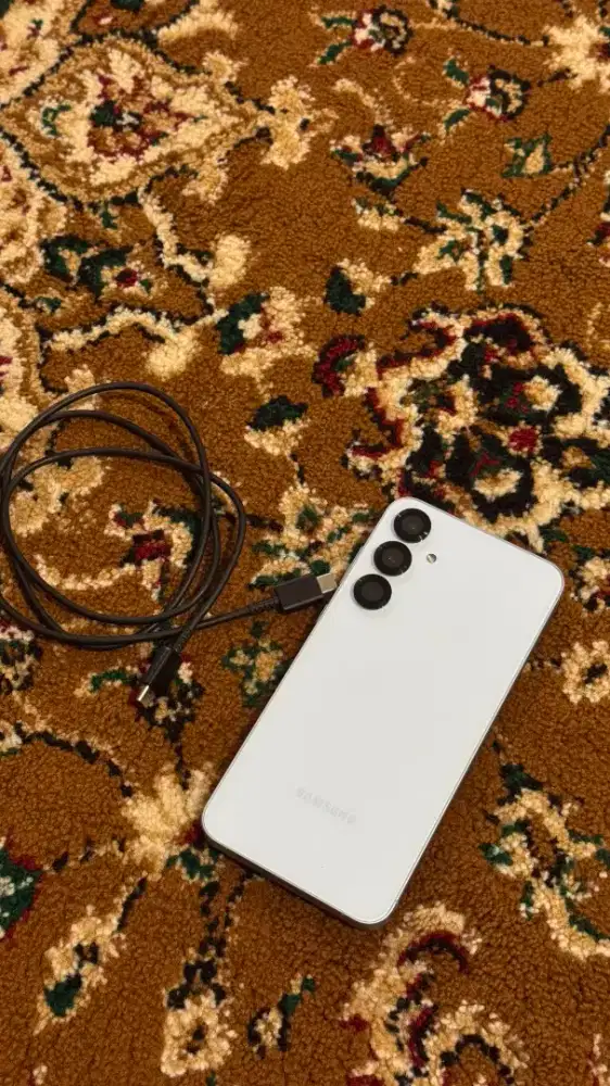 Samsung a55 white 8/256