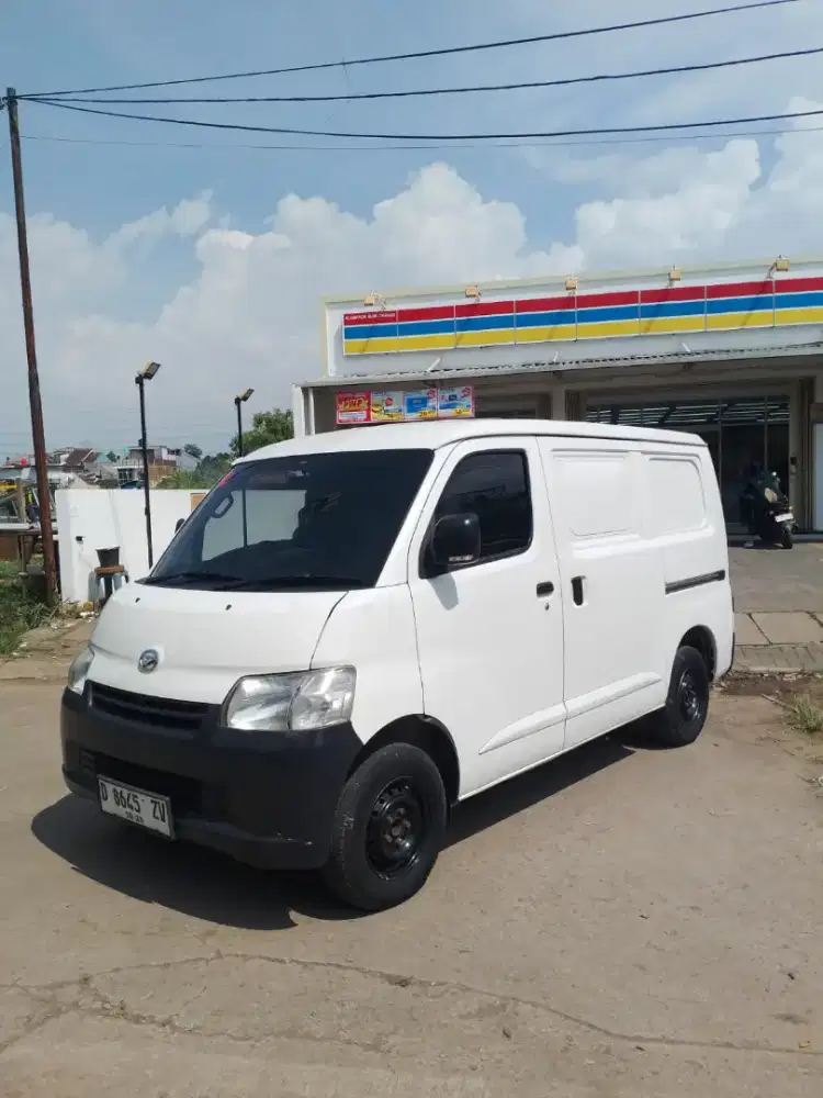 DI JUAL MOBIL DAIHATSU GRAN MAX (Nego)